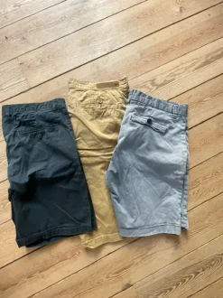 3 par chinos shorts