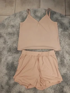2 set shorts topp pyjamas nytt