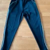Adidas mjukisbyxor