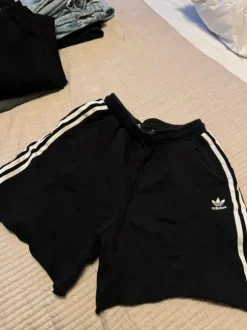 Adidas shorts- 36