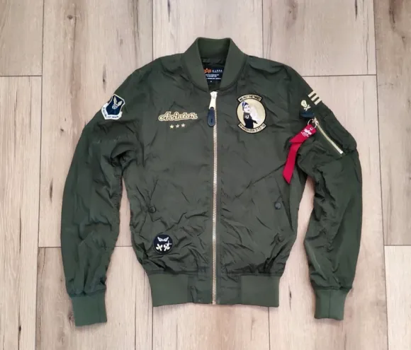 Alpha Industries damska kurtka bomberka wiatrówka w rozmiarze M