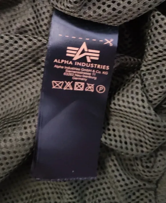 Alpha Industries damska kurtka bomberka wiatrówka w rozmiarze M
