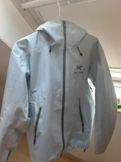 Arc’teryx jakke