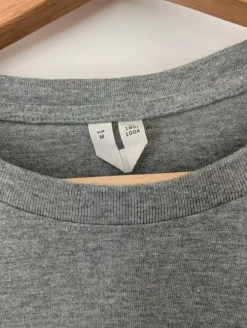 Arket t shirt size M