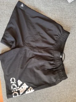 Badbyxor Adidas