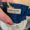 Badbyxor Herr Medium John Henric