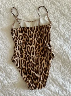 Baddräkt från Monday Swimwear