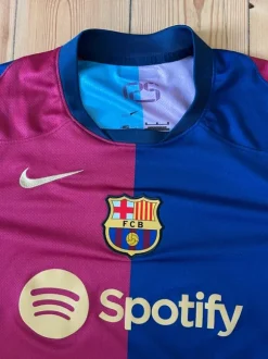 Barcelona 24/25 hjemmebane