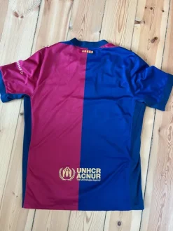 Barcelona 24/25 hjemmebane