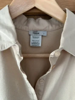 Beige skjorte-bluse