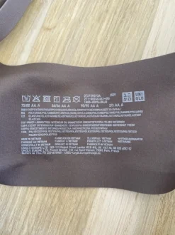 BH Uniqlo (aldrig brugt)