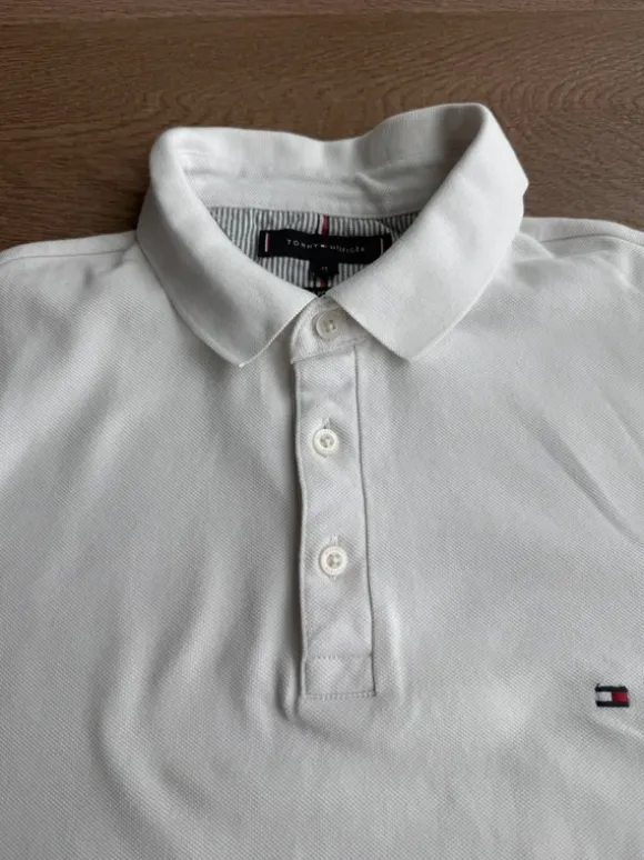 Biała męska koszulka polo Tommy Hilfiger – Rozmiar M