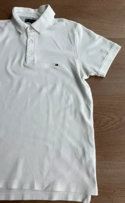 Biała męska koszulka polo Tommy Hilfiger – Rozmiar M