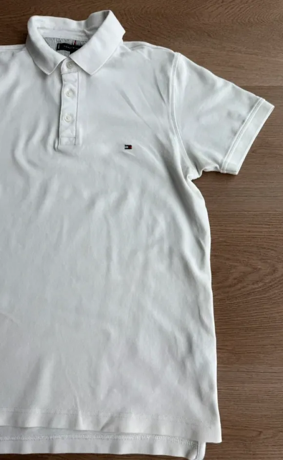 Biała męska koszulka polo Tommy Hilfiger – Rozmiar M