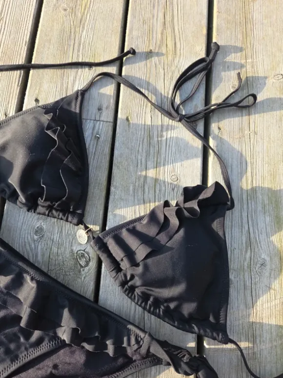 Bikini Panos