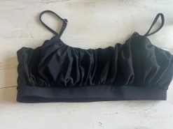 Bikini topp svart med rynk