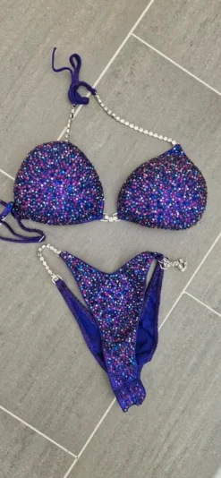 Bikinifitness tävlingsbikini