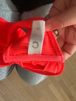 Bikinitopp Cubus storlek 38
