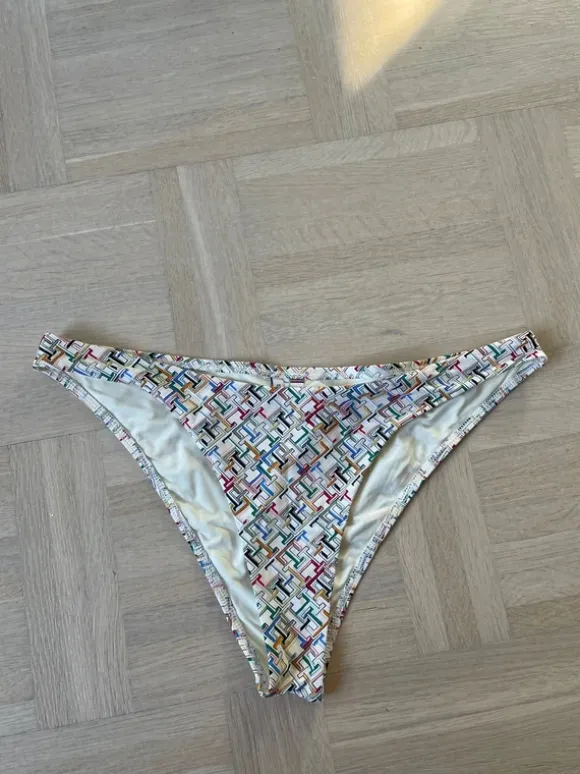 Bikinitrusse