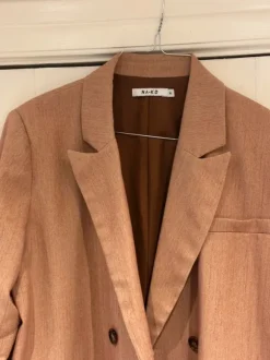 Blazer / kavaj från NA-KD storlek 36 (oversized)