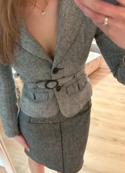 Blazer med bæltedetalje