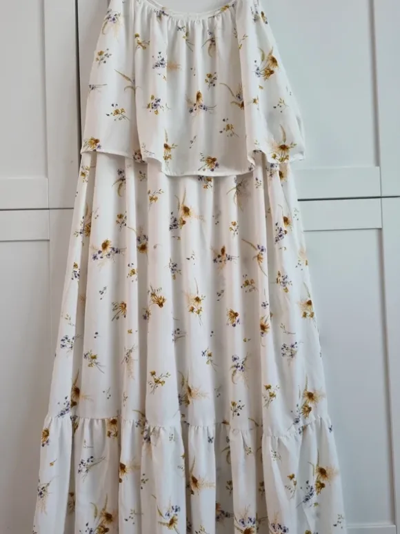Blommig gravid och amningsklänning