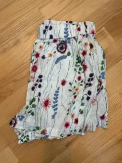 Blomstrede shorts
