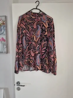 Blus..