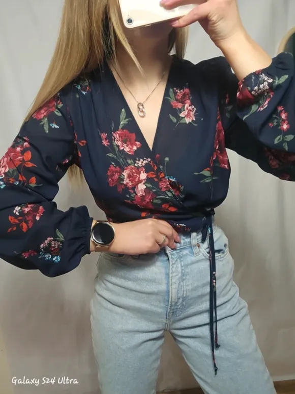 Bluzka kopertowa Gina Tricot kwiaty granatowa elegancka r. 40 L floral