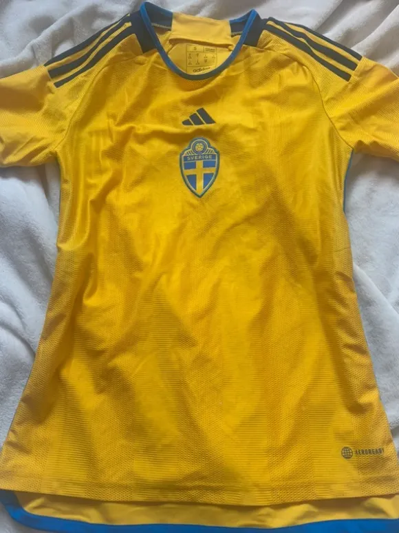 bluzka piłkarska szwecja adidas jersey