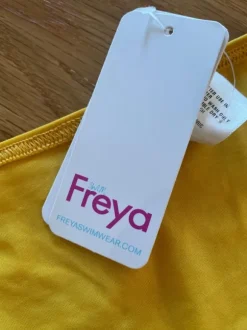 Brand new, Bikini bottom from Freya.