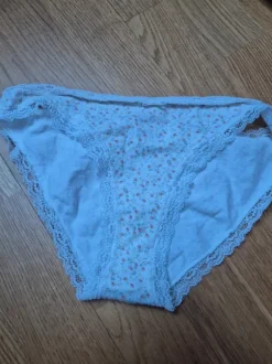 Brandy Melville trosor nya