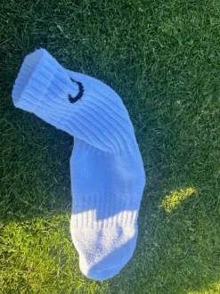 Brugt hvid nike sok
