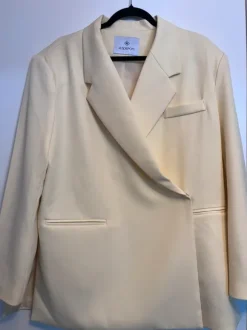 Butter yellow blazer