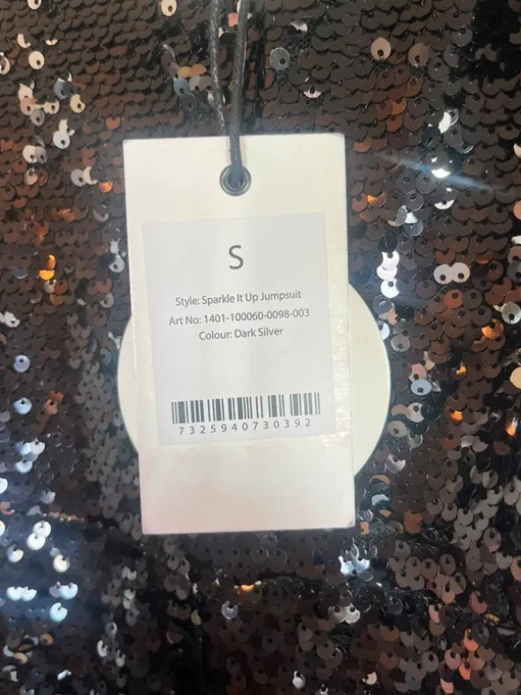Byxdress med paljetter, Vanessa Moe