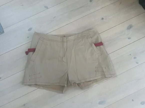 Cache cache short