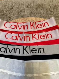 Calvin Klein L