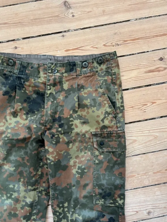 Camouflage bukser