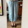 Capri pants