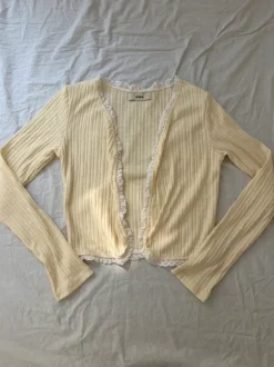 Cardigan top