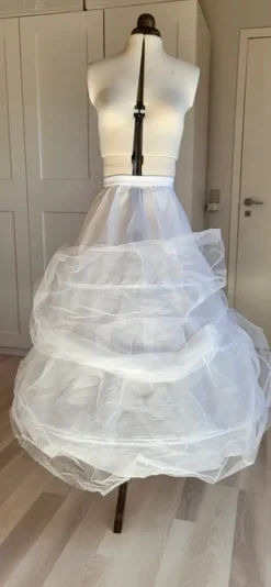 Cheap petticoat/ hoopskirt
