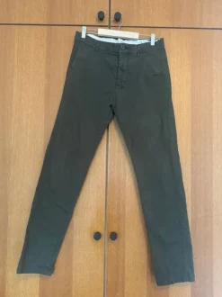 Chinos