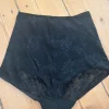 Control Shape Lace Shapewear Trusser.