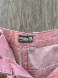 Corazon shorts pink