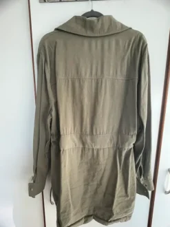 Cute army-style blazer/cardigan/jacket