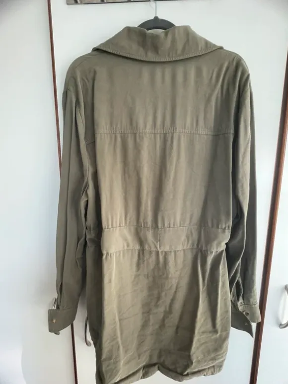 Cute army-style blazer/cardigan/jacket