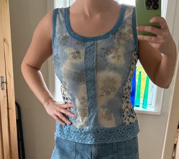 Cute vintage top
