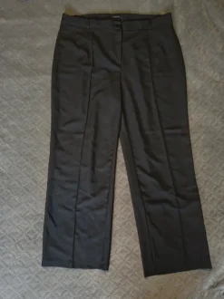 Czarne eleganckie spodnie damskie