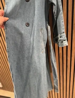 Demin trenchcoat