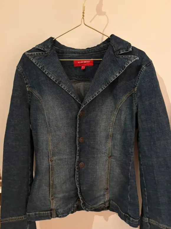Denimjakke - købt på vinted